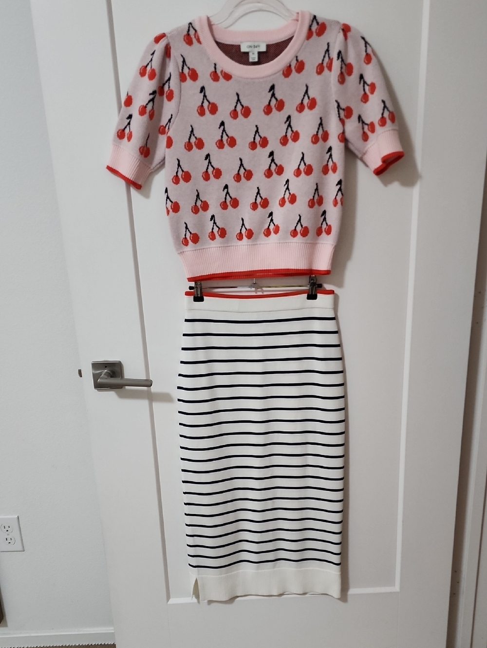 ON 34th Very Cherry Sweater & Sweater Skirt S XS